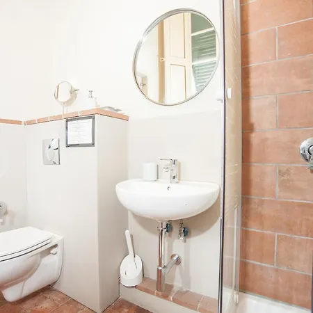 Manonlescaut Apartment Lucca