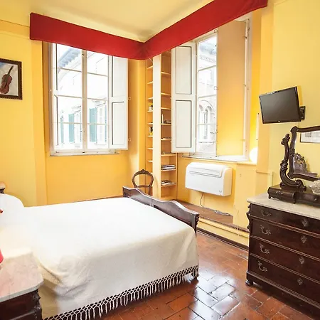 Apartment Manonlescaut Lucca