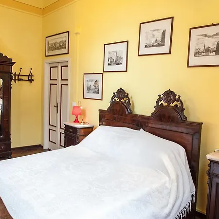 Manonlescaut Apartment Lucca