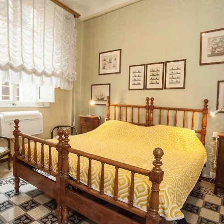 Manonlescaut Apartment