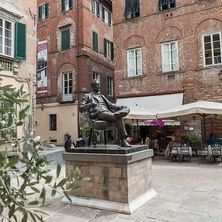 Manonlescaut Apartment Lucca