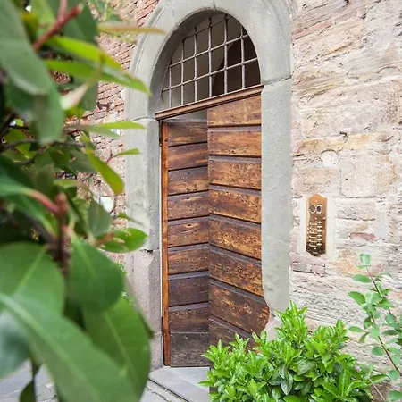 Manonlescaut Apartment Lucca