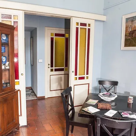 Manonlescaut Apartment *